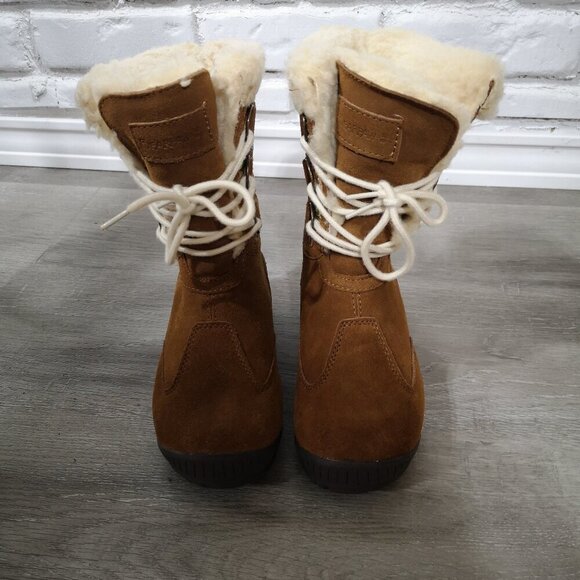 BearPaw Ladies Size 5 Tan Ophelia Sheepskin & Wool Blend Lined Winter Boots - Picture 2 of 10